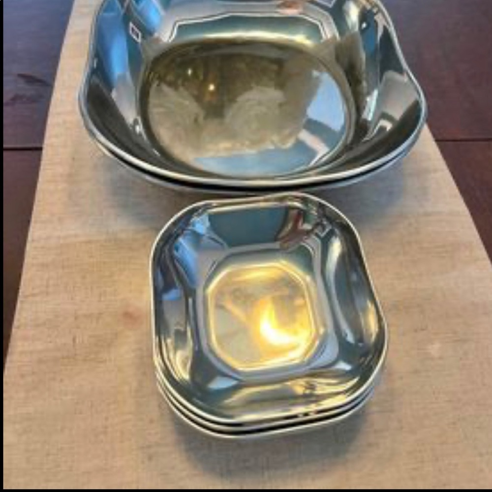 Wilton Armetale Bowls